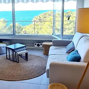 superbe-appartement-vue-mer-plage-piscine-et-tennis-prive.fr-provencehotel.com/